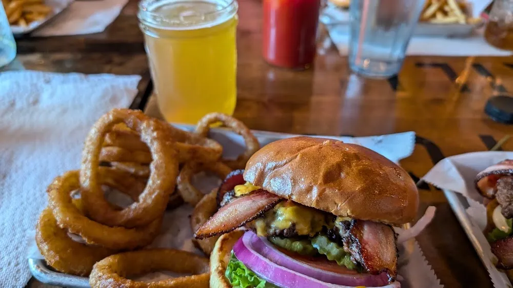 Acon Cheeseburger Combo with Onion Ringsb